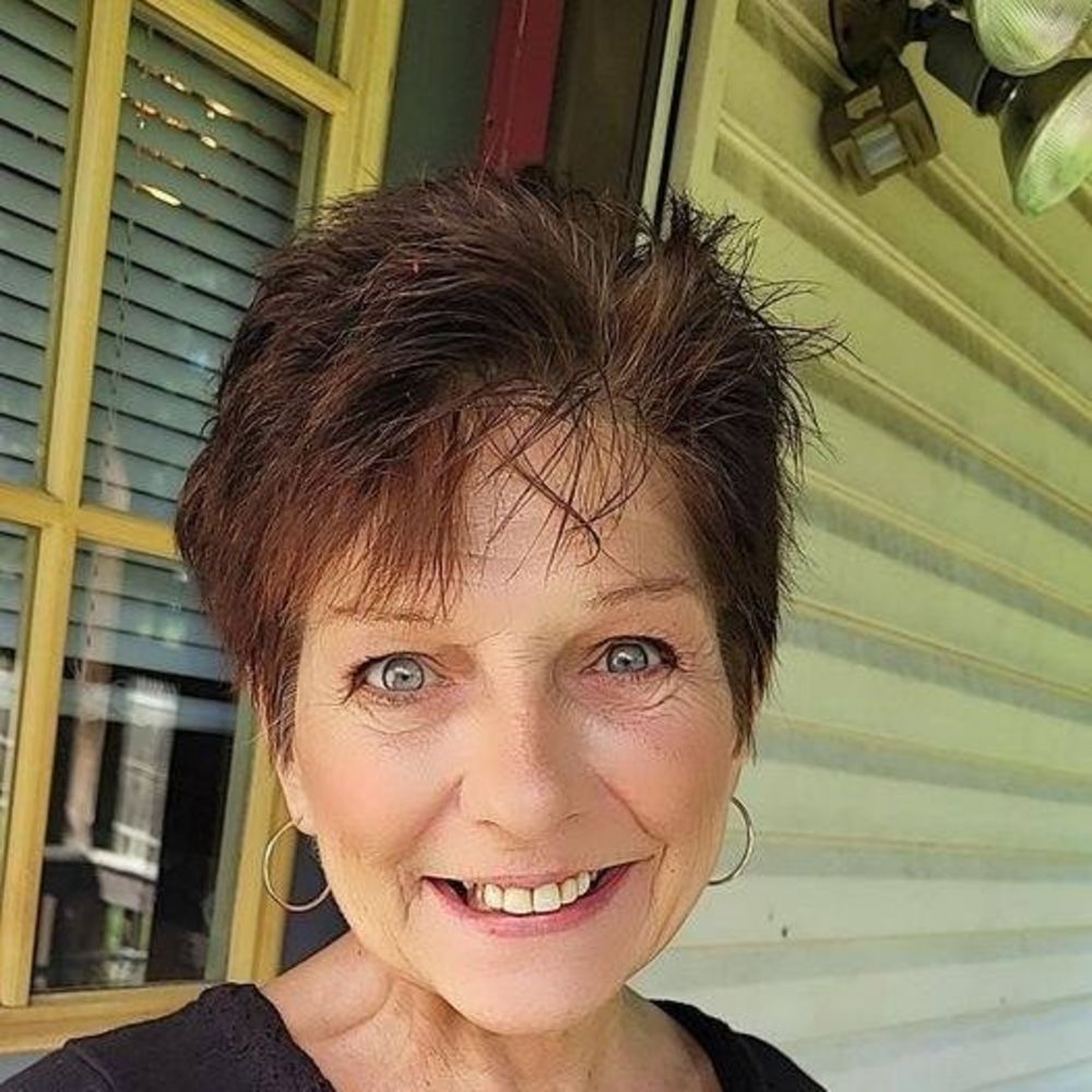 Meet your Posher, Debra
